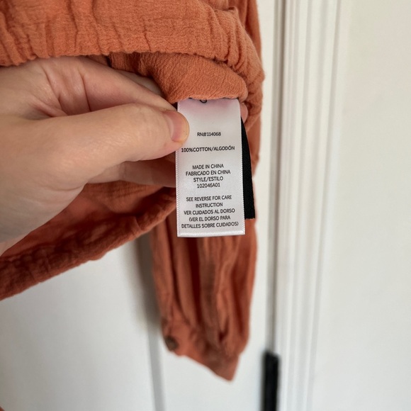 Love, Whit Peasant Top - Picture 4 of 5